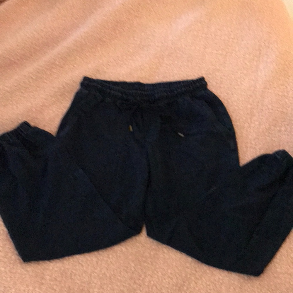 Ladies Bearpaw size medium pants